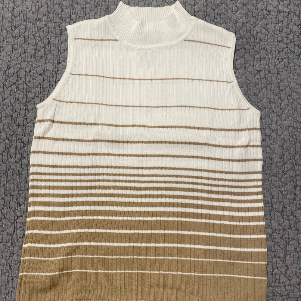 Mock muscle top
